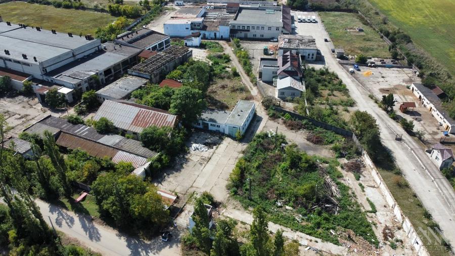 Spațiu industrial, de 3,500 mp, în Exterior Vest