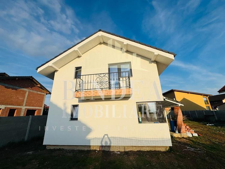 Casă individuală cu 4 camere cu Canalizare în Giarmata