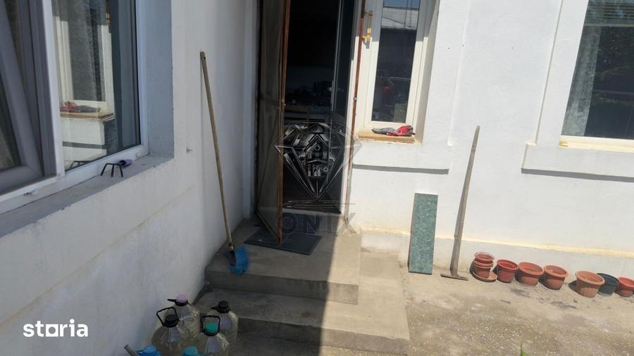 Casă cu 5 camere cu Teren 311 Mp în Cantacuzino