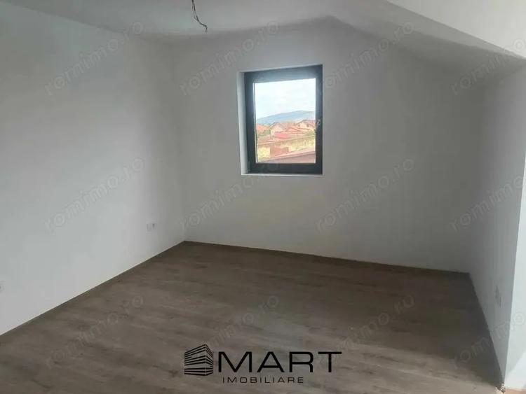 Casă cu 4 camere cu Canalizare în Prejmer