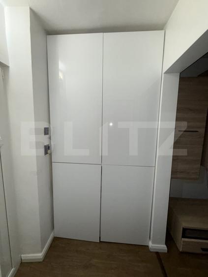Apartament cu 2 camere semidecomandat, mobilat în Micro 14