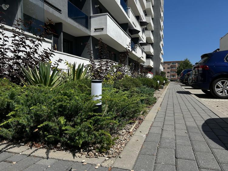 Apartament cu 2 camere decomandat, mobilat în Răcădău
