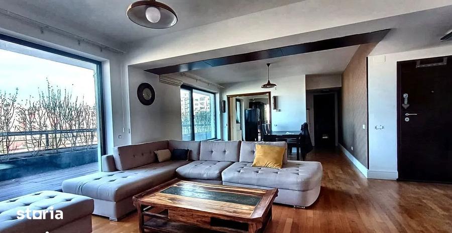 Apartament cu 4 camere, mobilat în Grivița