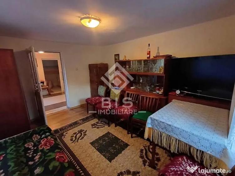 Casă cu 5 camere cu Teren 2194 Mp în Caila