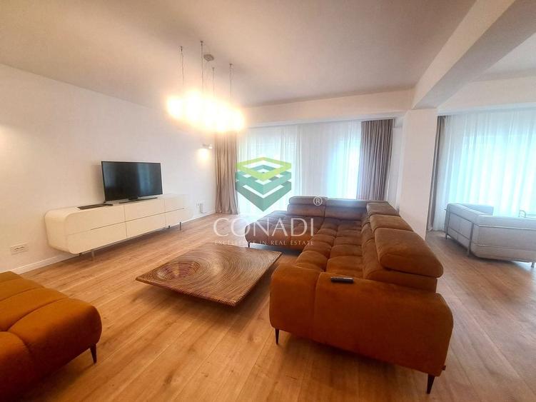 Duplex cu 5 camere cu Canalizare în Nord