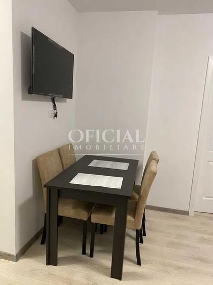 Apartament cu 3 camere semidecomandat, mobilat în Florești