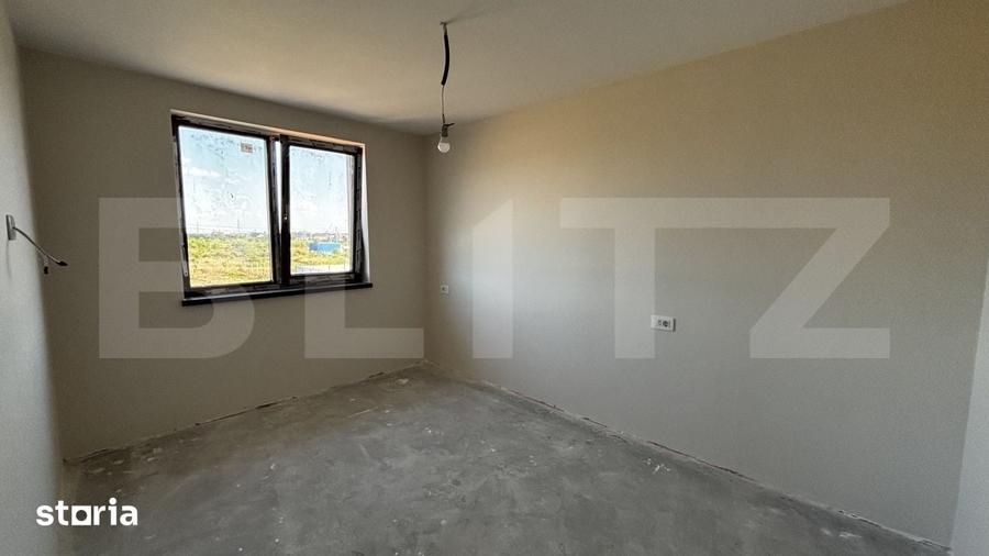 Casă cu 4 camere cu Teren 400 Mp în Bariera Vâlcii