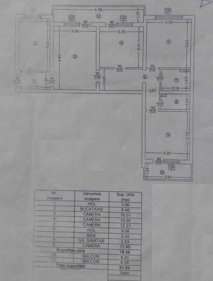 Apartament cu 4 camere semidecomandat în Liteni
