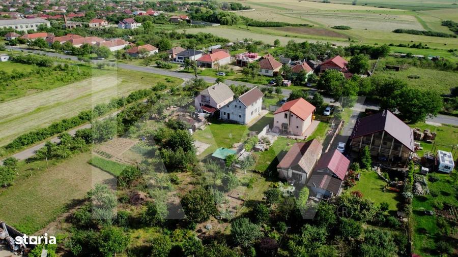 Casă cu 4 camere în Zăbrani