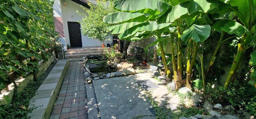 Garsonieră decomandată în Palazu Mare