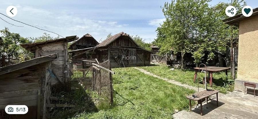 Vand cota 25%din casa