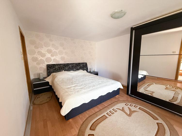 Casă individuală cu 11 camere cu Canalizare în Bran