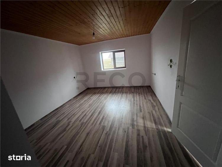 Casă cu 3 camere cu Teren 21984 Mp în Plopiș