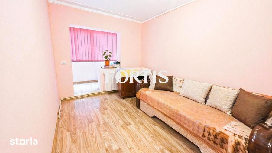 Apartament cu 2 camere decomandat în Central