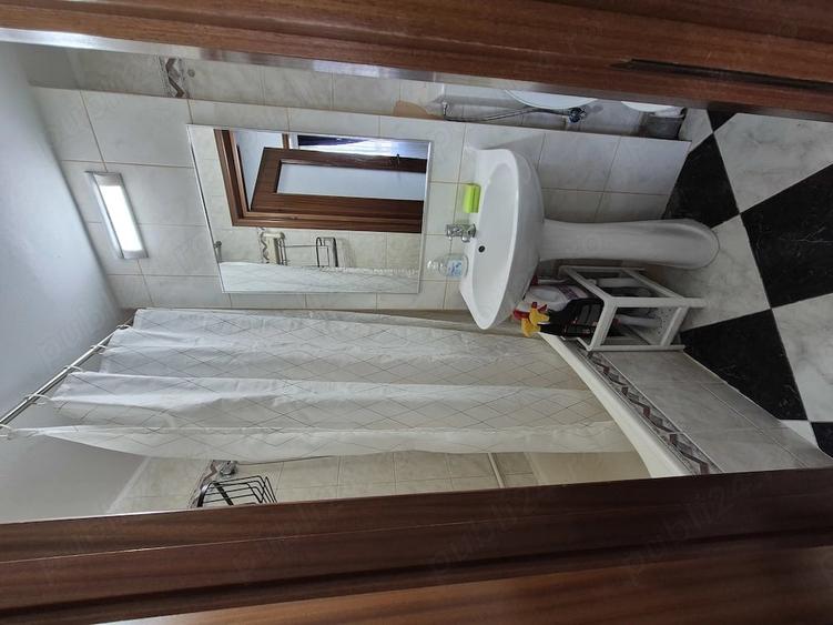 Apartament cu 2 camere semidecomandat în Sala Palatului