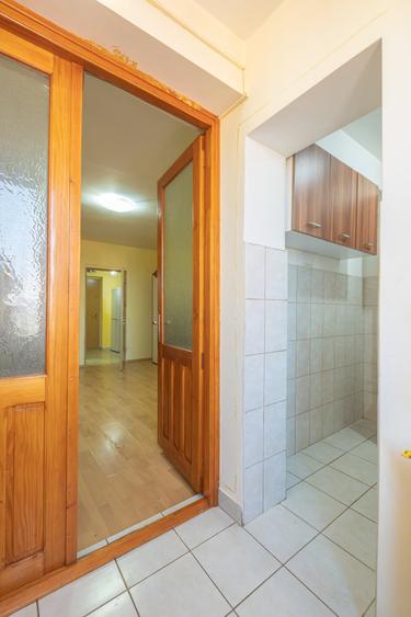 Garsonieră semidecomandată, mobilată în Km 4