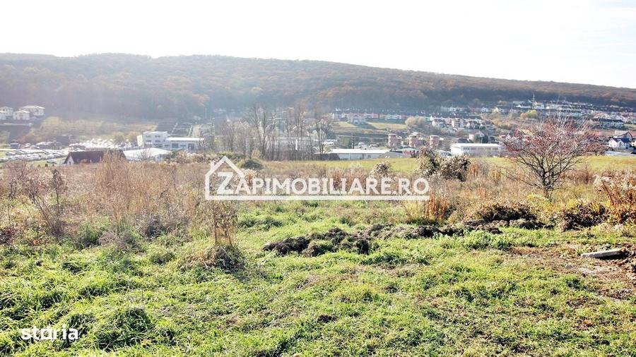 Spațiu comercial, în Corunca