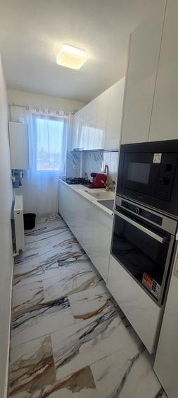 Vand apartament 2 sector 5 tunsu petre camere etaj 3 din 4 - 5