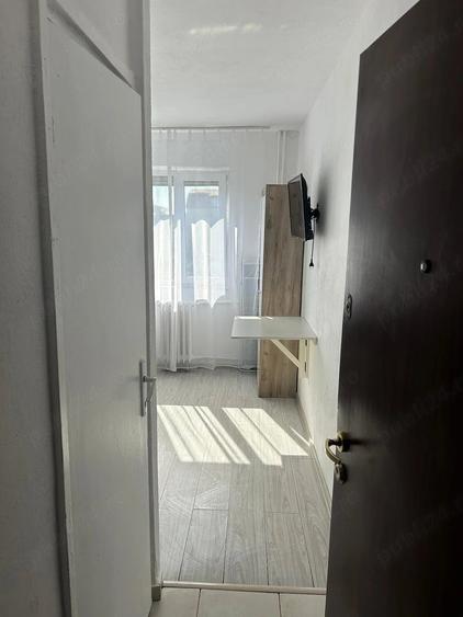 Garsonieră semidecomandată în Dacia