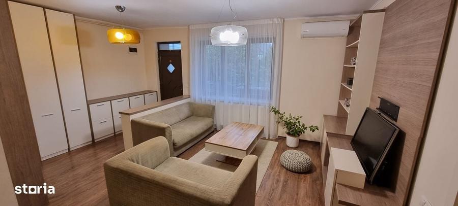 Apartament cu 3 camere decomandat în Olimpia-Stadion
