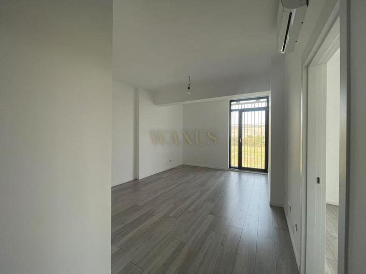 Apartament cu 3 camere decomandat în Florești