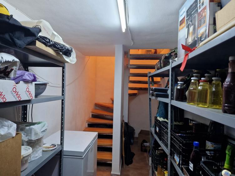 Duplex cu 5 camere cu Canalizare în Florești