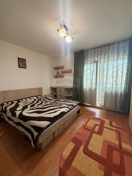 Apartament cu 2 camere decomandat, mobilat în Rovine