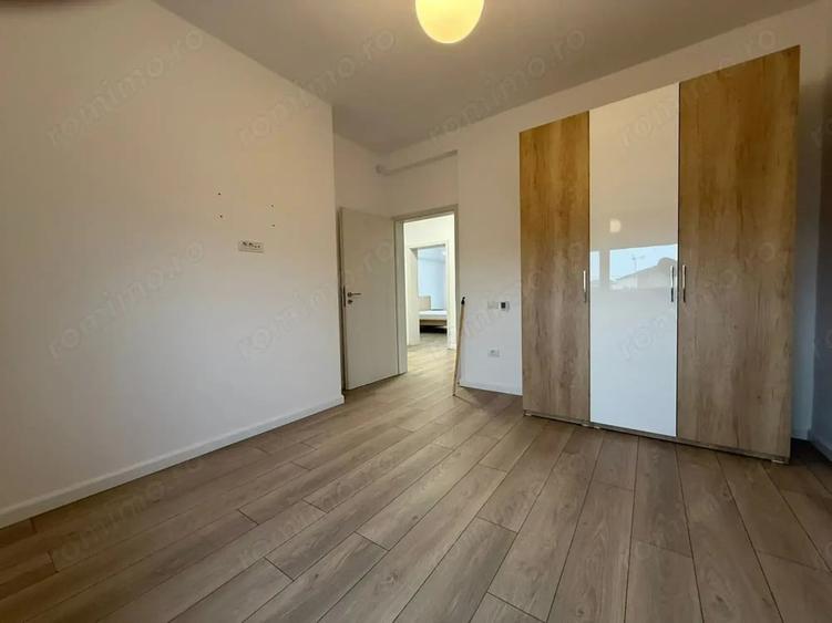 Casă cu 4 camere cu Teren 250 Mp în Central