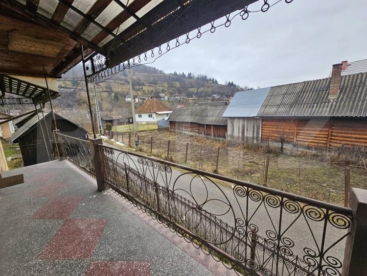 Casă individuală cu 4 camere cu Canalizare în Cărpiniș (Roșia Montană)