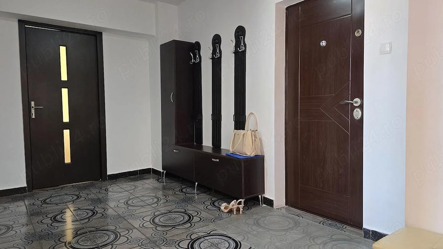 Apartament cu 2 camere decomandat în 22 Decembrie