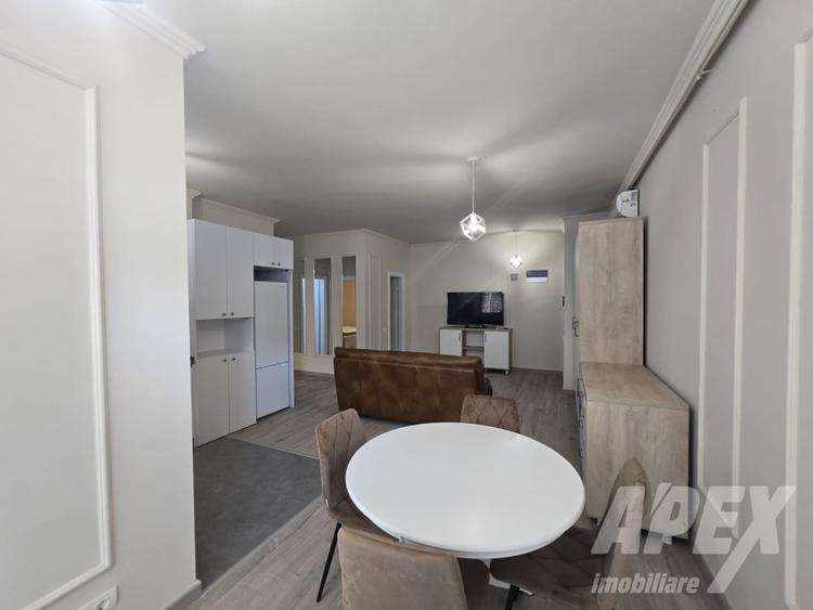 Apartament cu 2 camere decomandat, mobilat în Decebal