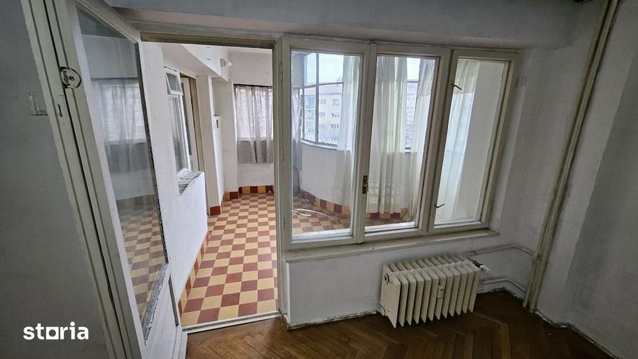 Apartament cu 3 camere decomandat în Dacia