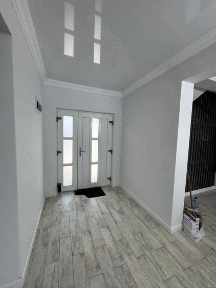 Casă cu Teren 600 Mp în Horia