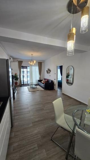 Apartament cu 2 camere decomandat în Mamaia-Sat