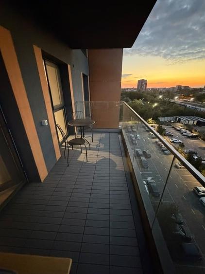 Apartament cu 3 camere decomandat, mobilat în P-ta Presei Libere