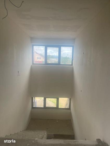 Casă cu 5 camere cu Teren 700 Mp în Garoafa