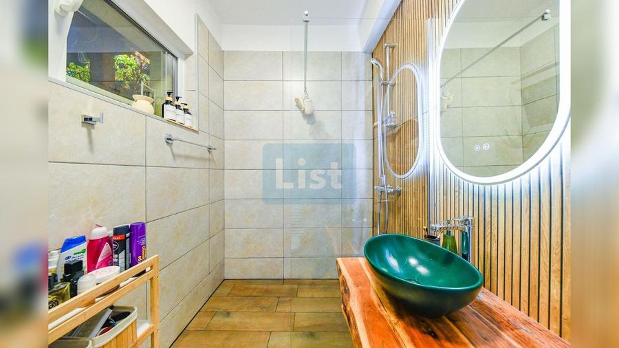 Duplex cu 4 camere cu Canalizare în Florești