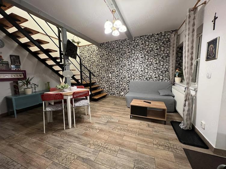 Casă cu Teren 300 Mp în Central