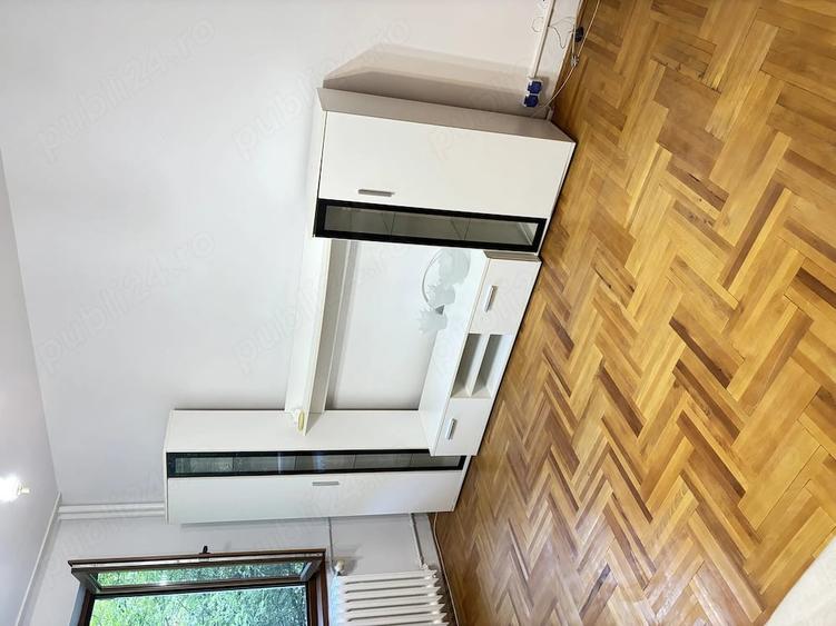 Apartament cu 2 camere decomandat în Berceni