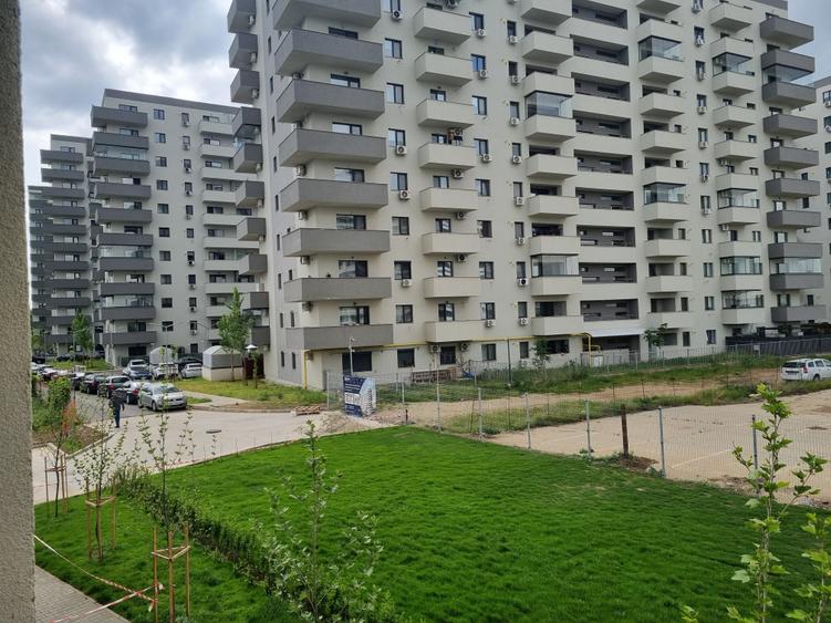 Apartament cu 2 camere decomandat în Militari