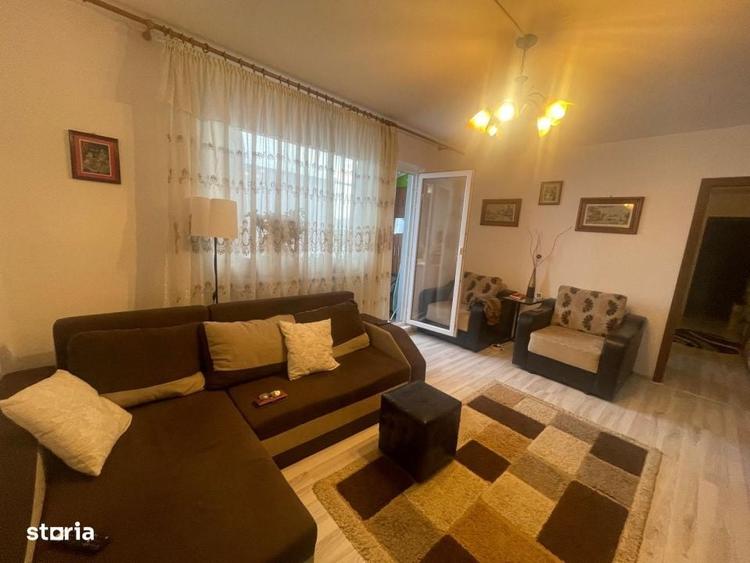 Apartament cu 3 camere în Valea Rosie