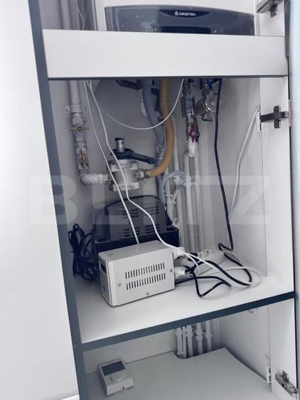 Apartament cu 2 camere decomandat, mobilat în Republicii
