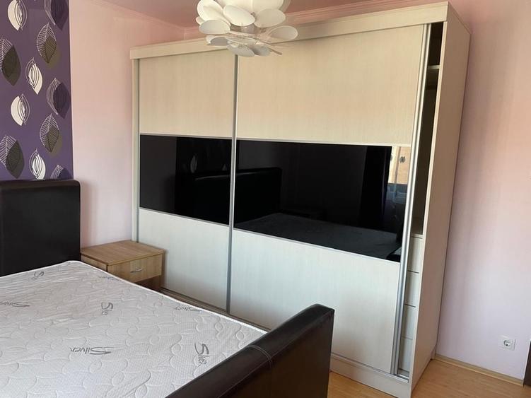Apartament cu 2 camere decomandat în Carpați 2