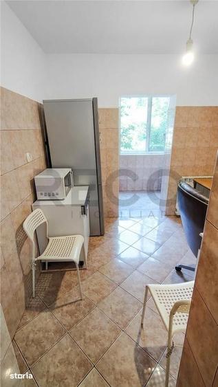 Apartament cu 3 camere decomandat în Decebal