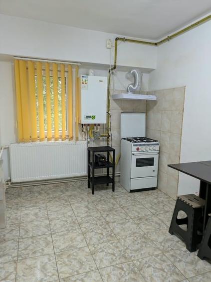 Apartament cu 2 camere decomandat, mobilat în Gara