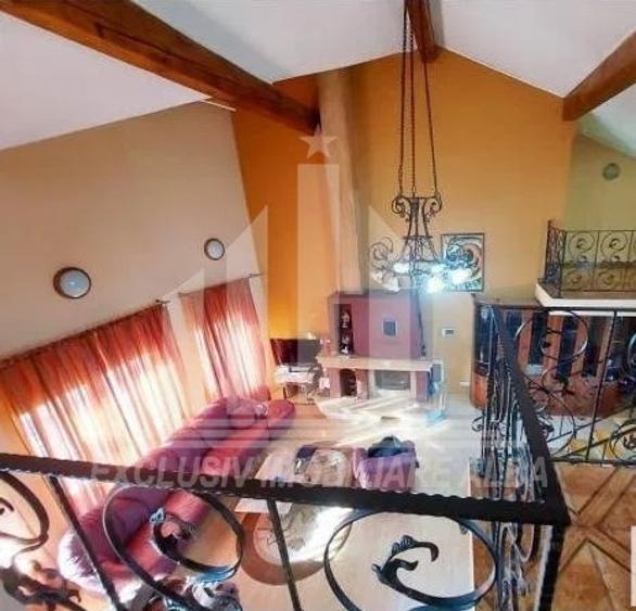 Casă individuală cu 5 camere cu Canalizare în Oarda