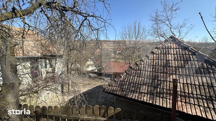 Teren de 1700 mp, în Feleacu