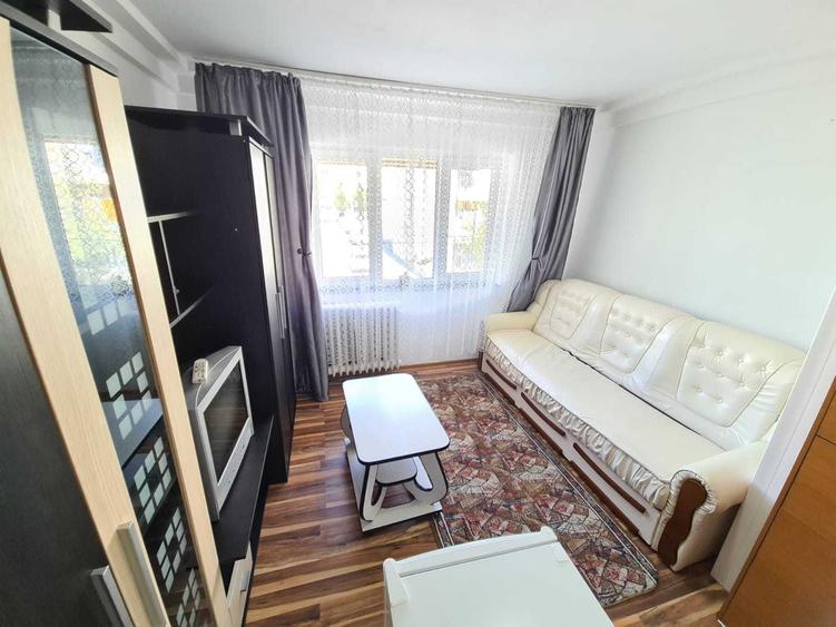 Garsonieră decomandată în Bularga