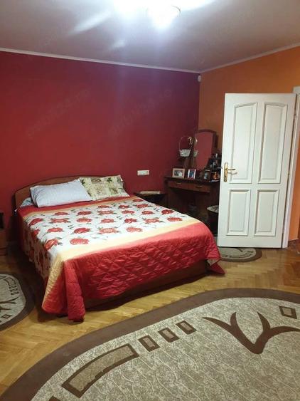 Casă cu Teren 2800 Mp în Mărtinești