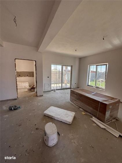 Duplex Despartit Prin Garaj, Mosnita Noua, Bucatarie Inchisa - 9
